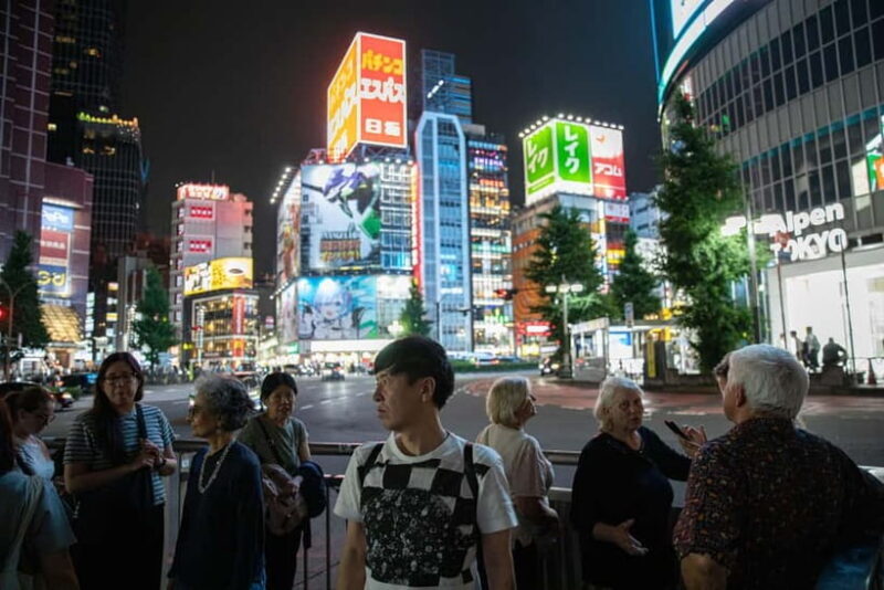 Tokyo: Shinjuku District Guided Walking Tour at Night - Key Points