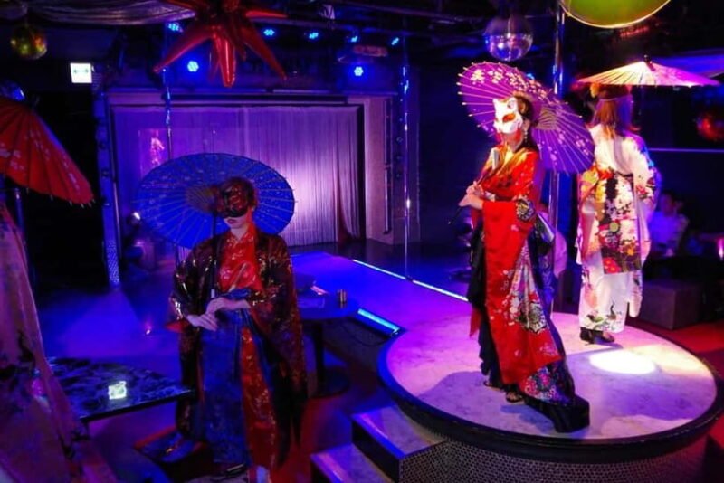 Tokyo: Show Club Nest Cabaret Show with Unlimited Drinks - The Value of the Experience
