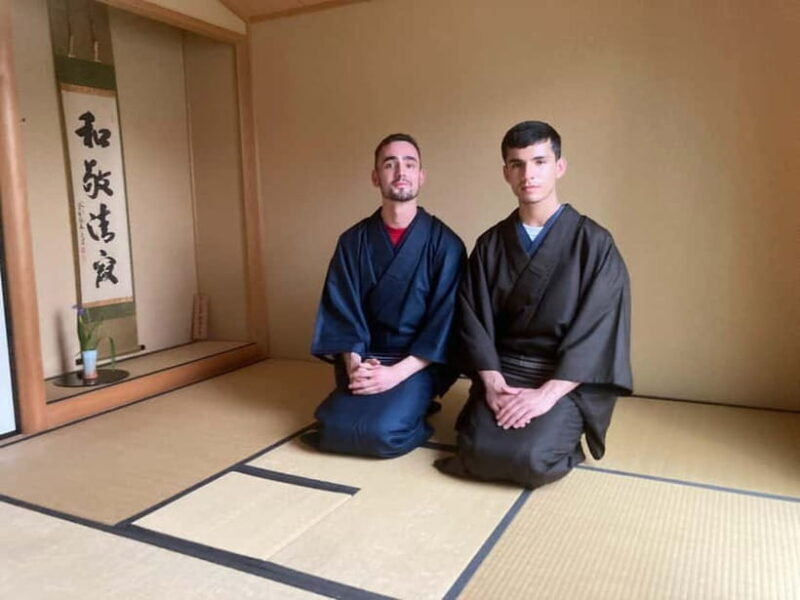 Tokyo: Tea Ceremony Experience in a small tea room - Key Points
