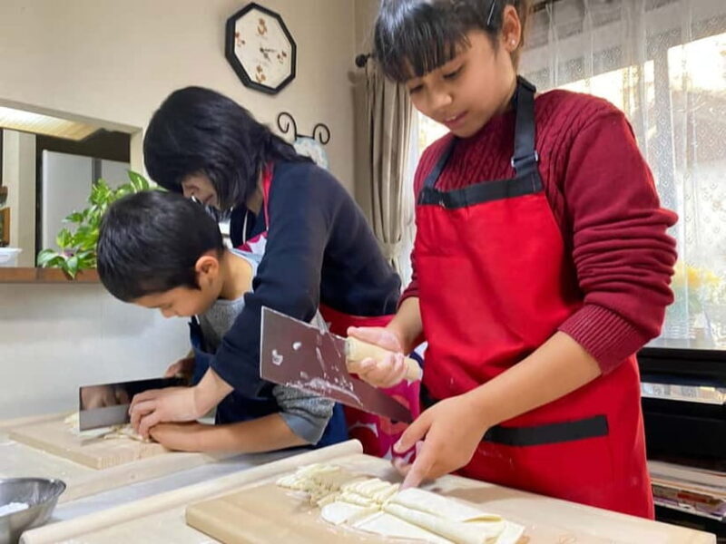Tokyo: Traditional foot-kneaded Udon noodles class - Who Should Consider This Experience?