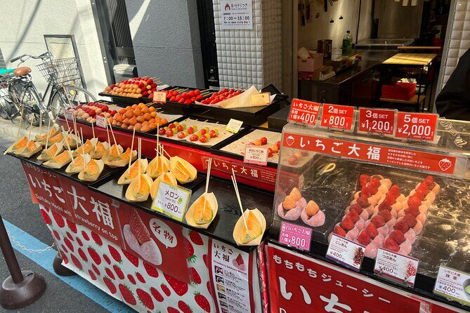 Tokyo: Tsukiji Fish Market Food and Walking tour - An In-Depth Look at the Tsukiji Fish Market Food and Walking Tour