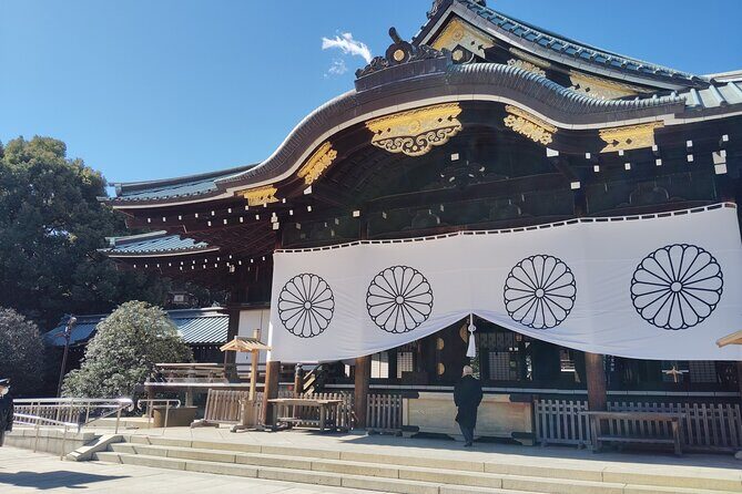 Tokyo: Yasukuni Shrine and Yushukan Museum Guided Tour - Introduction