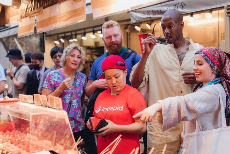 Tokyos Tsukiji Fish Market: Tastings, Culture & Shrine Tour - A Deep Dive into the Tsukiji Fish Market Tour