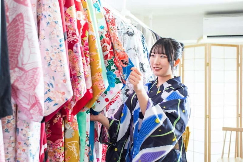 :Tokyo,Shibuya / Kimono Rental / English-friendly - What to Expect from Your Kimono Experience in Harajuku