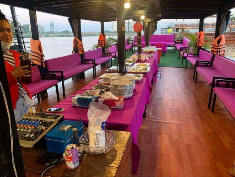 Tonle Sap Cruise & land Tour between Phnom Penh & Siem Reap - Evaluating the Value: Is It Worth the Cost?