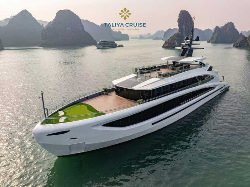 Top Luxury 5-Star Day Cruise: Ha Long Bay & Lan Ha Bay - Kayaking and Swimming in Lan Ha Bay
