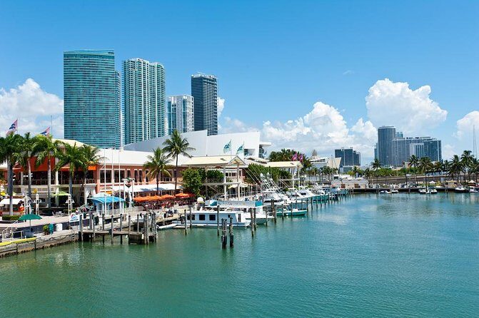 Top-Rated Boat Rental with Captain | 1 to 11 People - Key Points