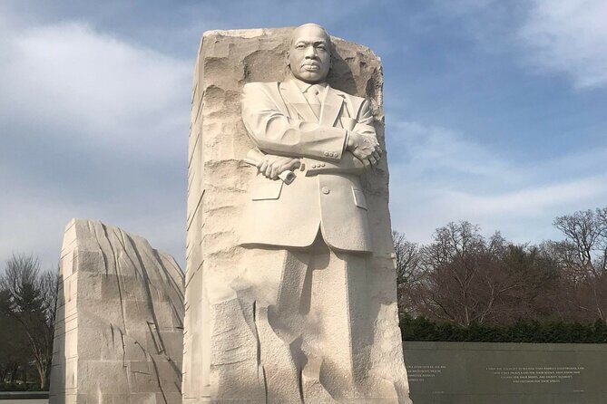 Top Tidal Basin Explorer of Thomas Jefferson FDR & MLK Memorials - Authentic Traveler Perspectives