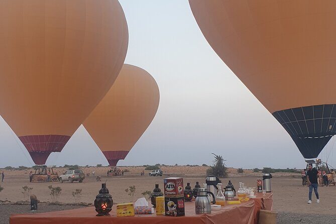 Top vip one hour private flight royal breakfast on board - Authenticity and Reviews from Travelers