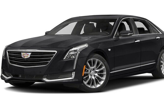 Toronto Airport Private Arrival Transfer-YYZ to Toronto Downtown - The Sum Up