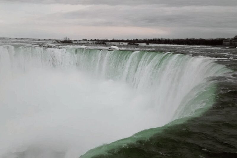 Toronto and Niagara Falls: Full-Day City and Nature Tour - The Experience in Context: Pros and Cons