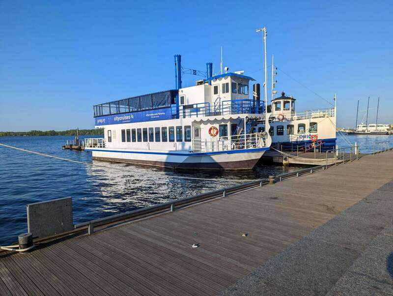 Toronto: City Views Harbor Cruise - FAQ