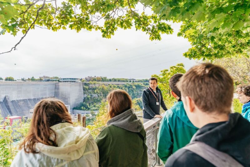 Toronto: Falls Day Tour with Boat Cruise & Niagara-the-Lake - FAQ
