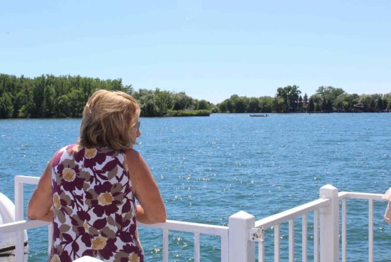 Toronto: Guided Harbour and Islands Sightseeing Cruise - Who Should Consider This Tour?