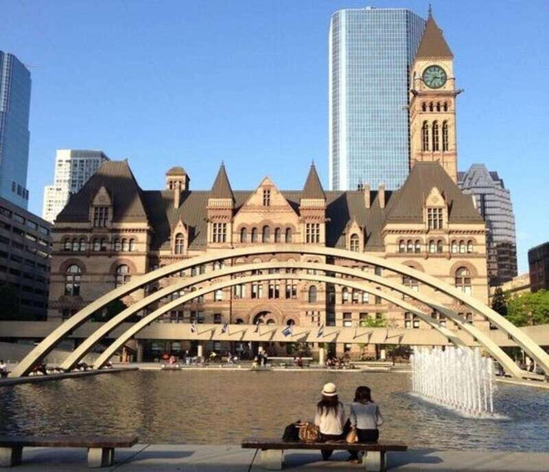 Toronto: Guided Walking Tour of Must-See Attractions - How the Tour Feels in Practice
