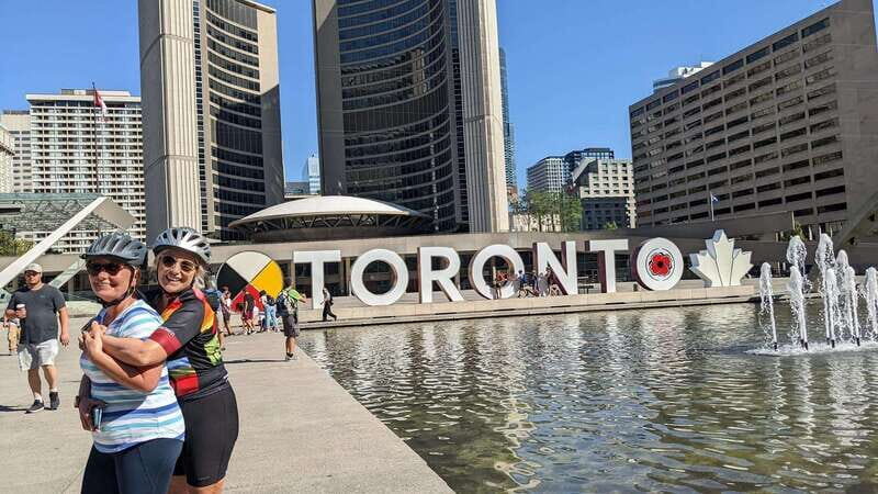 Toronto: Heart of Downtown 3.5-Hour Bike Tour - Exploring Downtown Toronto on Two Wheels