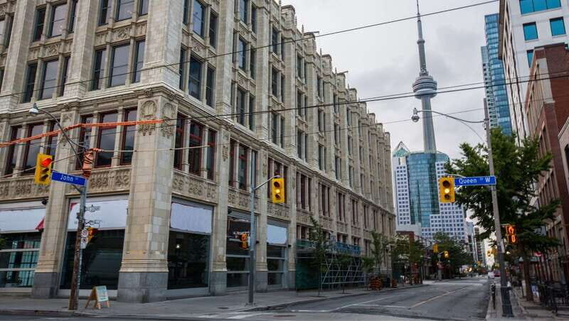 Toronto: Highlights & Hidden Gems Private Tour With a Local - FAQ