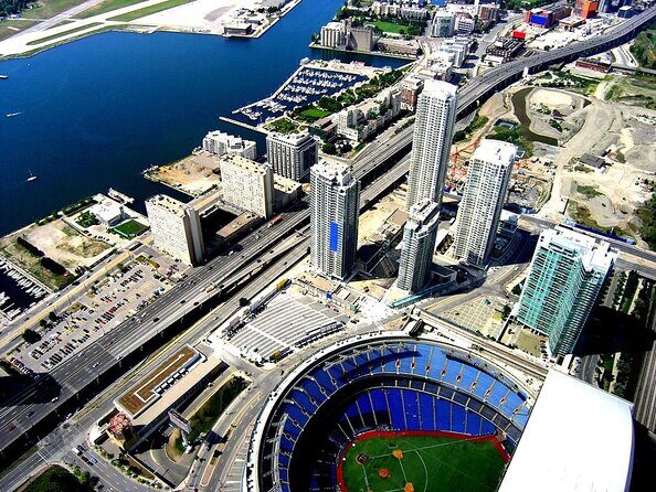 Toronto Landmarks - Key Points