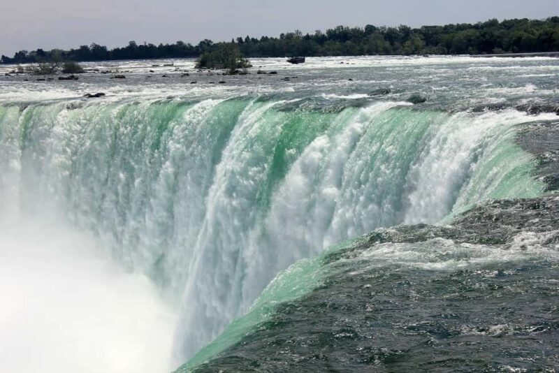 Toronto: Private Niagara Tour & Shopping at Niagara Outlet - An In-Depth Look at the Tour