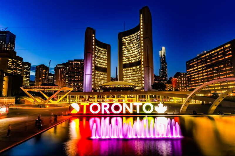 Toronto: Private Walking Tour With A Guide (Private Tour) - What the Reviews Say: Authentic Experiences and Guide Quality