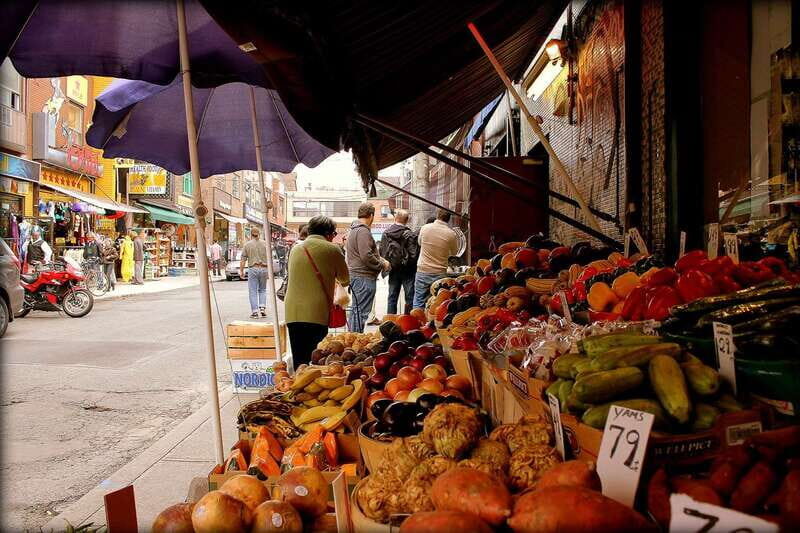 Toronto: Private Walking Tour with a Local - An Honest Look at the Toronto Private Walking Tour