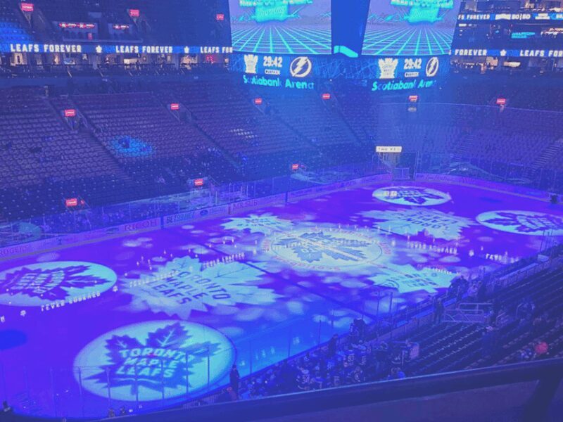 Toronto: Toronto Maple Leafs Game Ticket at Scotiabank Arena - Who Will Enjoy This Tour?