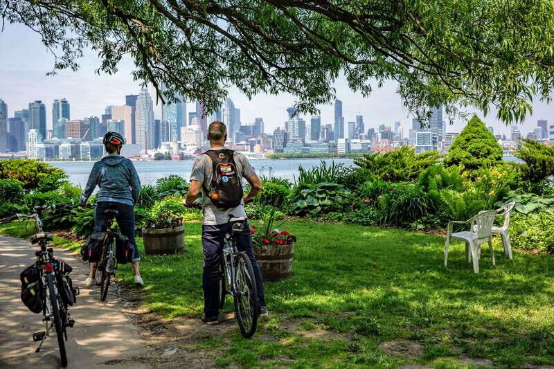Toronto Waterfront and Islands Guided Bicycle Tour - What We Learned from the Reviews