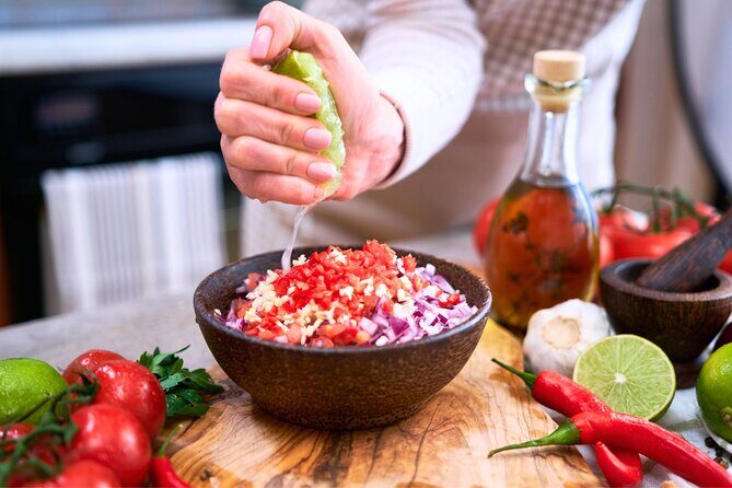 Tortilla and Salsa Cooking Class With Local Chef in Mexico City - Mexico City’s Tortilla and Salsa Cooking Class: A Flavorful Adventure