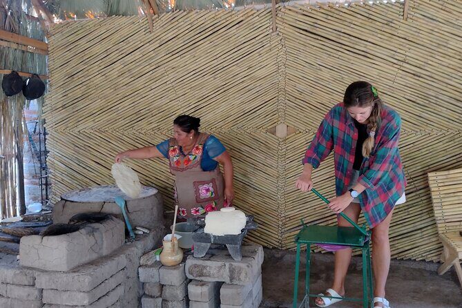 tortilla class in my zapotec village - Key Points
