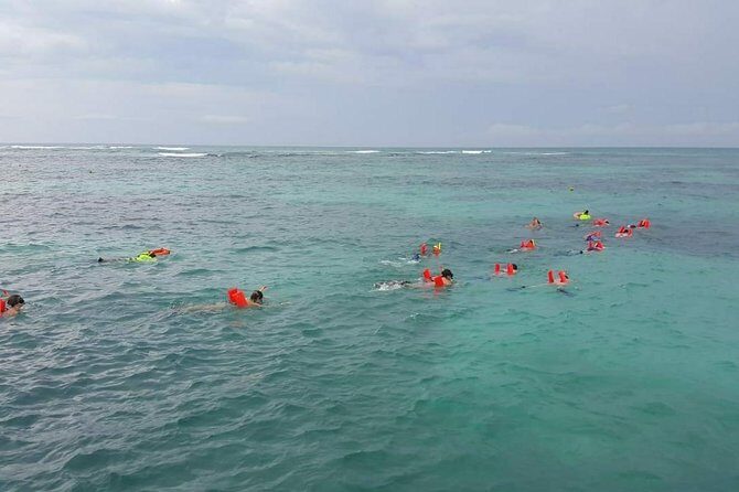 Tour Catamaran Isla Mujeres With Open Bar - FAQ