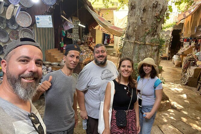 Tour guide in the old city of Fez - The Sum Up