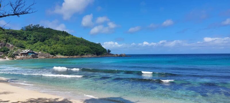 Tour Mahe Seychelles your way. Victoria national park beache - Key Points