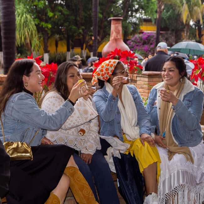 Tour Tequila Loreta Travel&Tour - Starting Your Day: From Guadalajara to Tequila