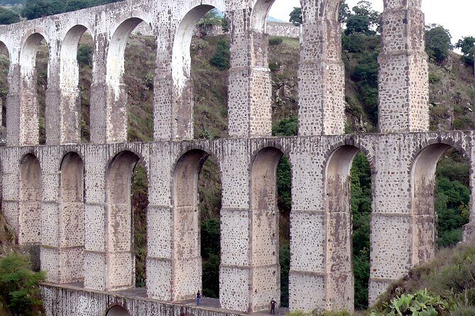 Tour Through Tulas Ruins and Tepotzotlan from Mexico City - Easy Return to Mexico City