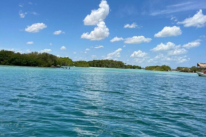 Tour to Agua Azul Island Departure from Merida to Yucatan - Authentic Experience or Just a Relaxing Escape?