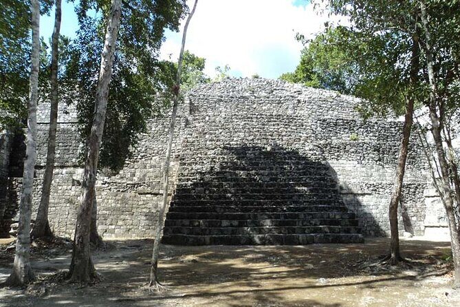 Tour to Calakmul and Balamkú. From Campeche - FAQ