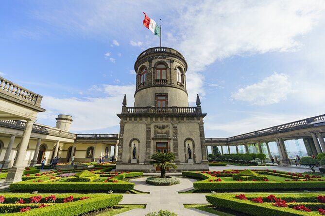 Tour to Chapultepec Castle - Exploring the Highlights of the Chapultepec Castle Tour