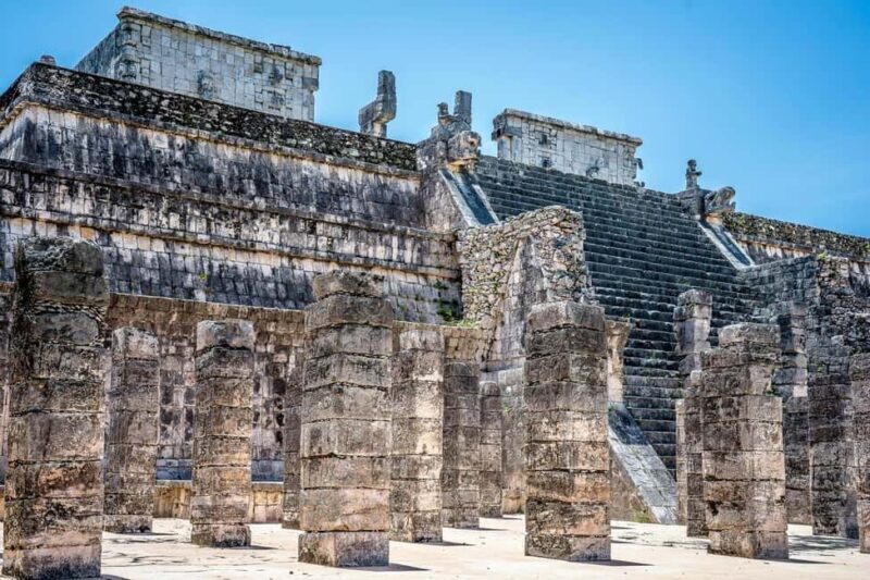 Tour to Chichén Itzá with Lunch and Transportation from Playa, Tulum, and Cancún - The Cenote Ik Kil: A Refreshing Break