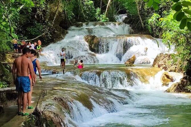 Tour to Copalitilla Magical Waterfalls from Huatulco with admission included - Why Consider the Copalitilla Waterfalls Tour?