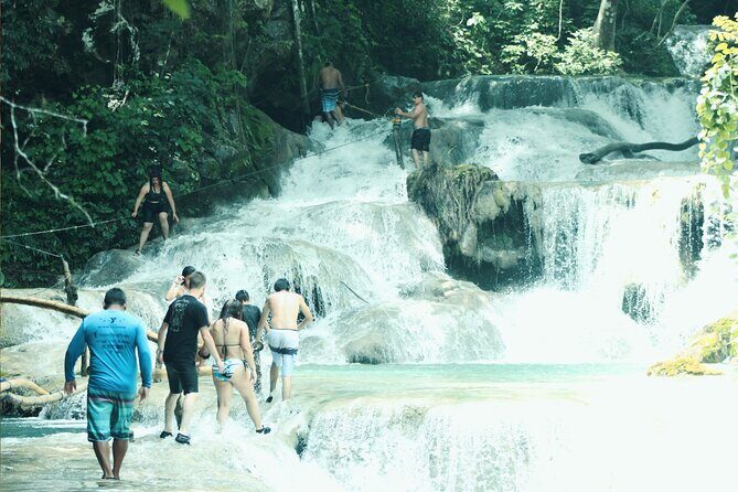 Tour to Copalitilla Magical Waterfalls from Huatulco with admission included - What’s the Experience Like?