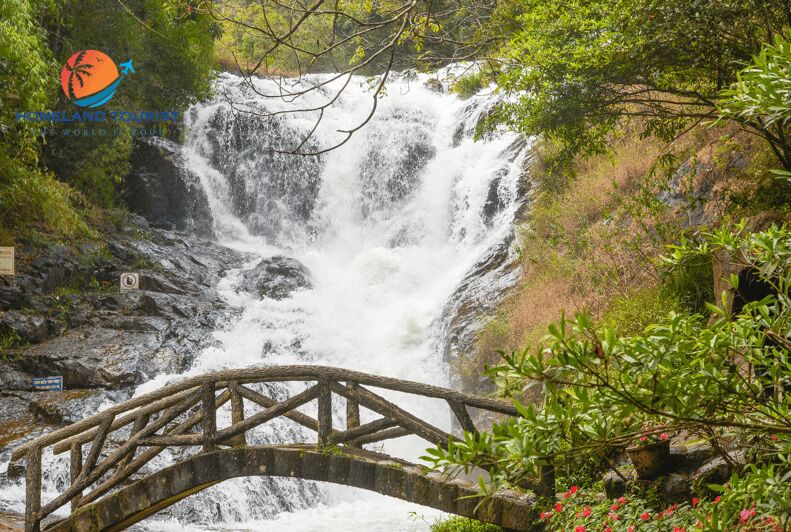 Tour To Explore The 3 Most Beautiful Waterfalls In Da Lat - Exploring the Waterfalls and More: A Deep Dive