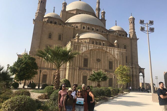 Tour to Giza Pyramids and Egyptian Museum and Citadel and Khan elkhalili - What to Expect at Each Stop