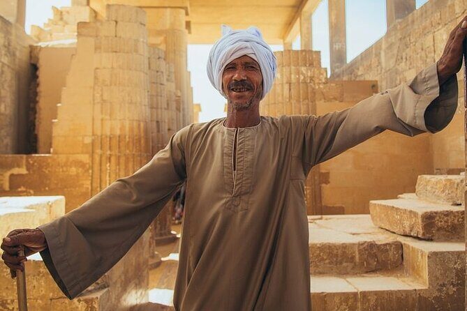 Tour to Giza Pyramids and Sphinx - Summary