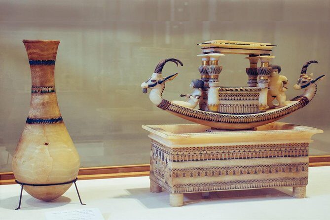 Tour to Giza Pyramids and The Egyptian Museum - The Sum Up