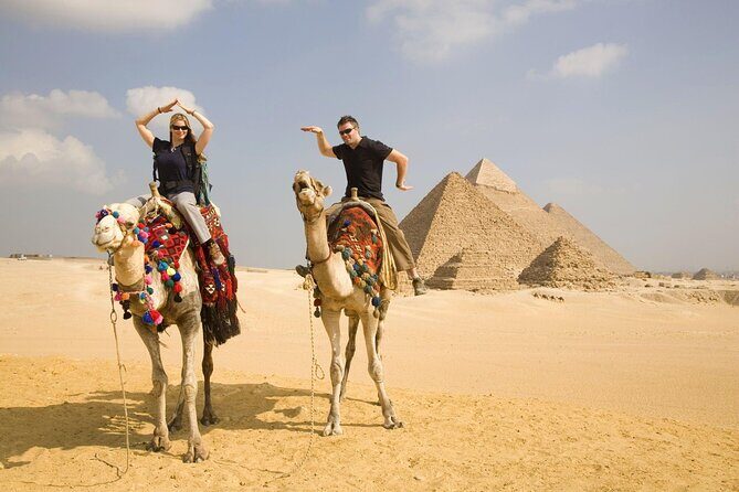 Tour to Giza Pyramids, Sphinx, Valley Temple, Camel Ride & Lunch - Exploring the Giza Pyramids in Depth