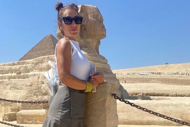 Tour to great pyramids of Giza, Sphinx & shopping tour with lunch - Shopping at Government Institutes