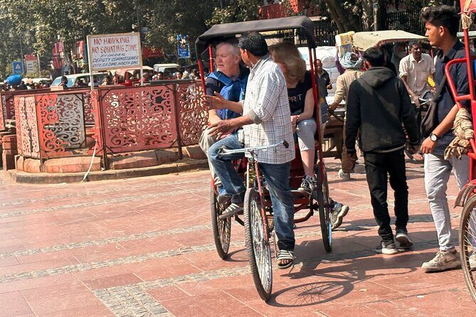 Tour to Old Delhi with Guide and Pickup - An In-Depth Look at the Old Delhi Tour
