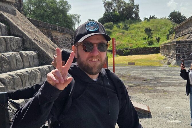 Tour to Teotihuacan with Pickup from Parque Mexico - The Sum Up