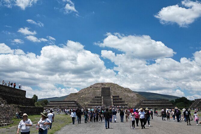 Tour to Teotihuacan with visit to ancient caves and CDMX transportation - Exploring the Tour Itinerary: What You Can Expect
