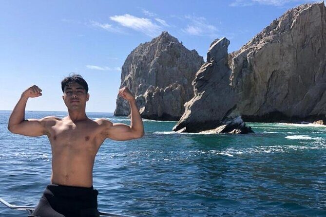 Tour to The Arch and Lover's Beach (optional) from Cabo - The Sum Up